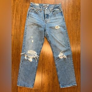 Levi's Light Blue Distressed Women's Cropped Jeans